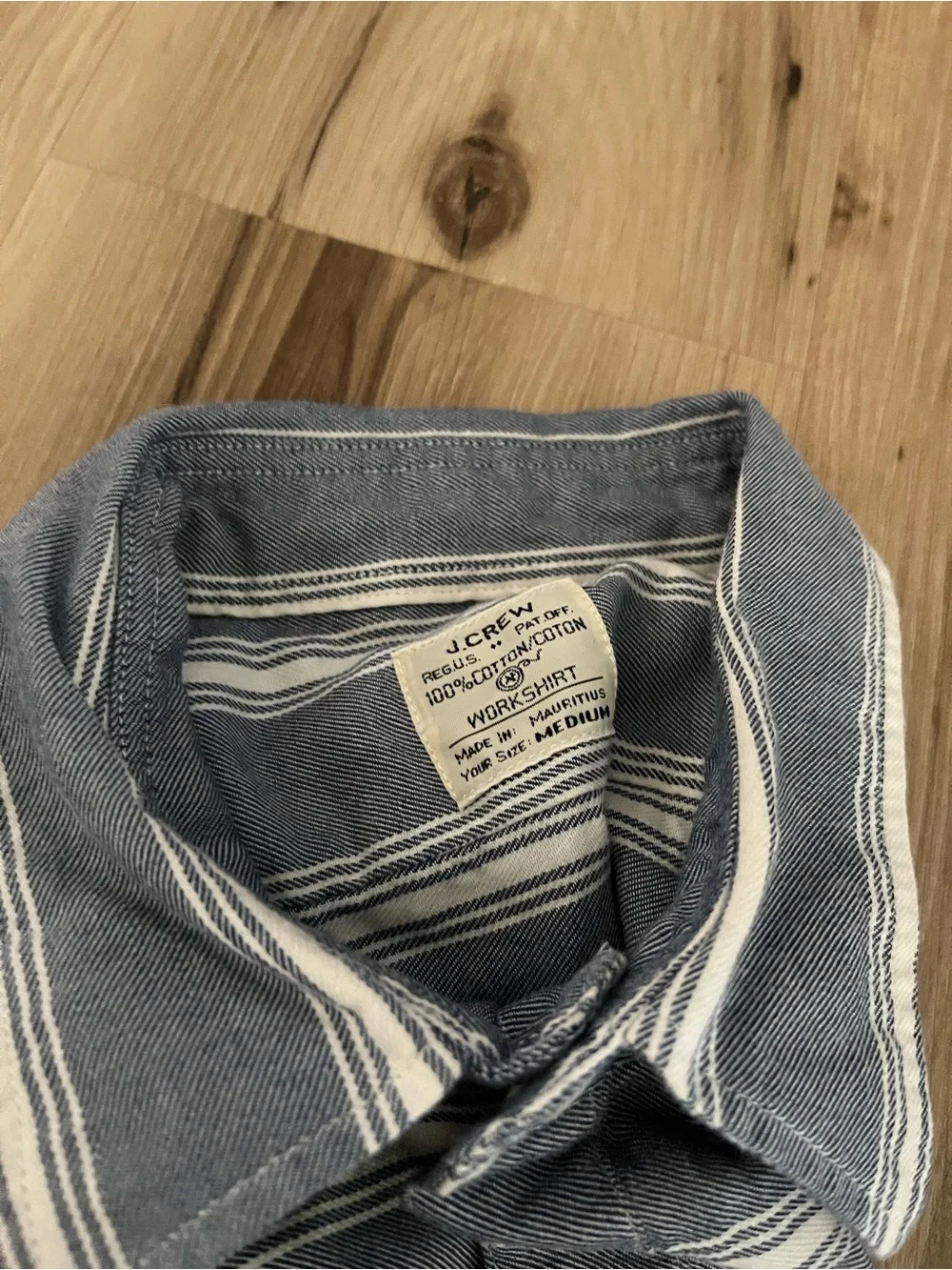 J.Crew Mens Vintage Cotton Workshirt Size Med Blue Striped Pullover 1/4 Button